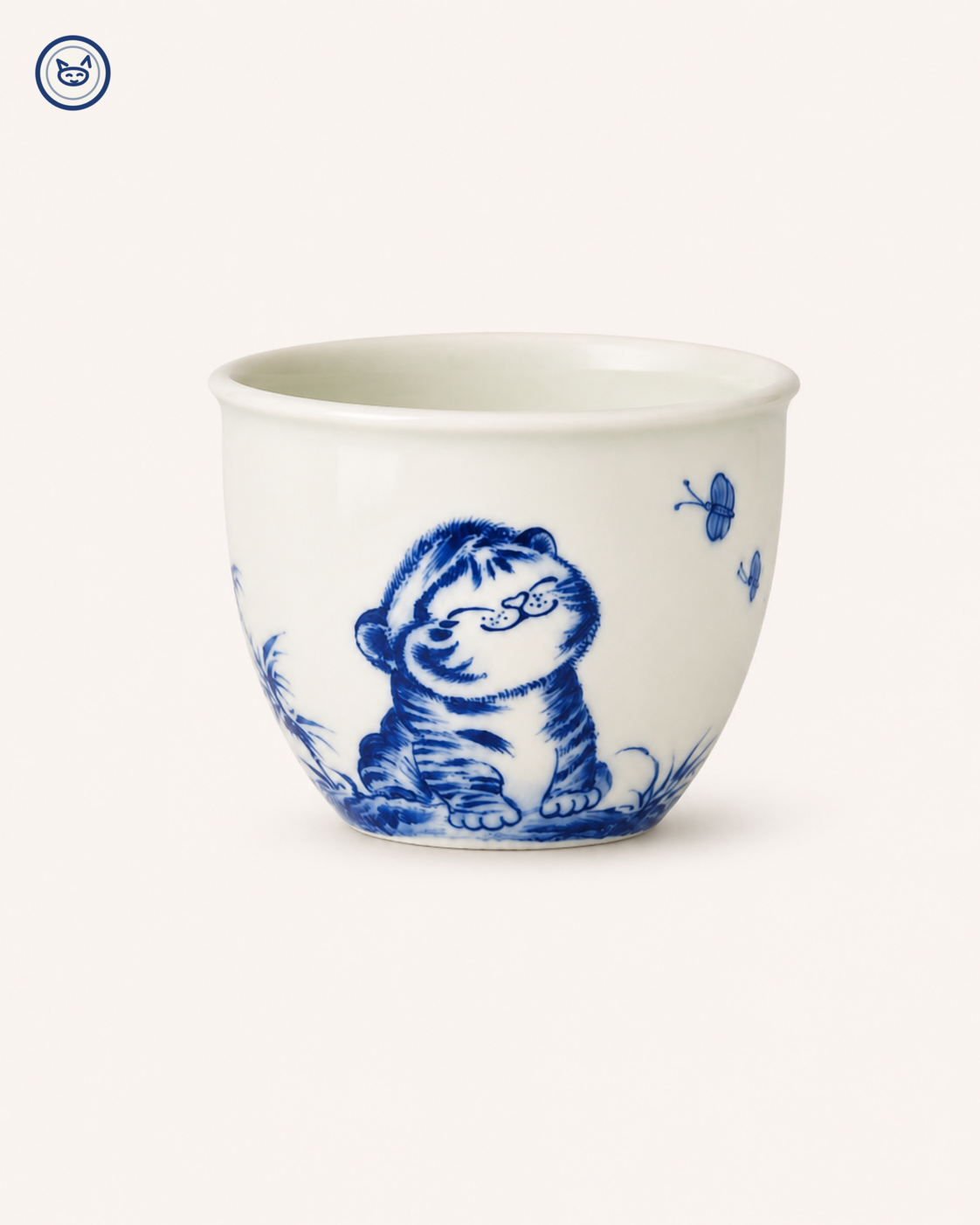 Blue-and-white tiger cub tea cup with bamboo, Jingdezhen