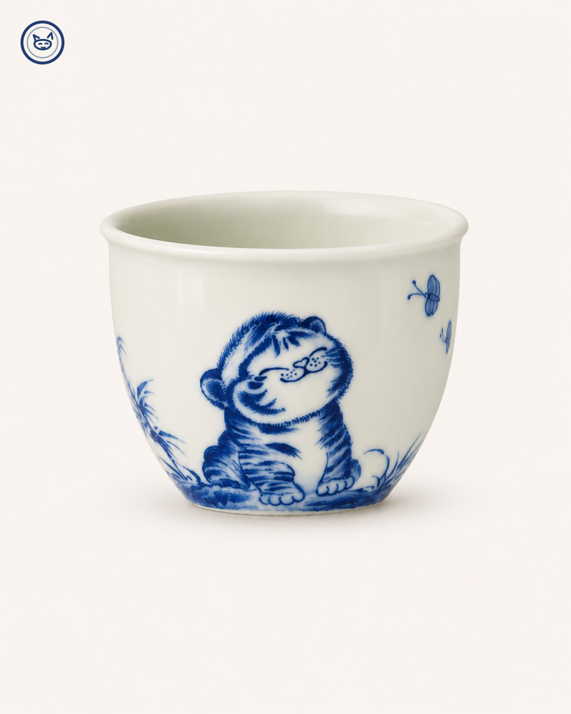 Blue-and-white tiger cub tea cup with bamboo, Jingdezhen
